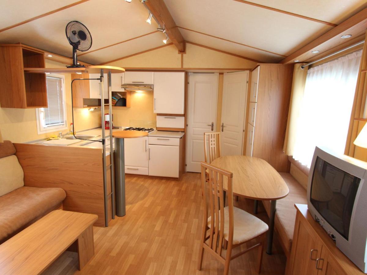Mobile Home Near Lake Klopeiner See Sankt Kanzian am Klopeiner See Eksteriør bilde